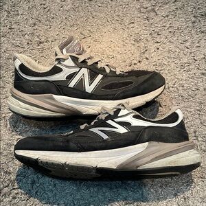 New balance 990 v6